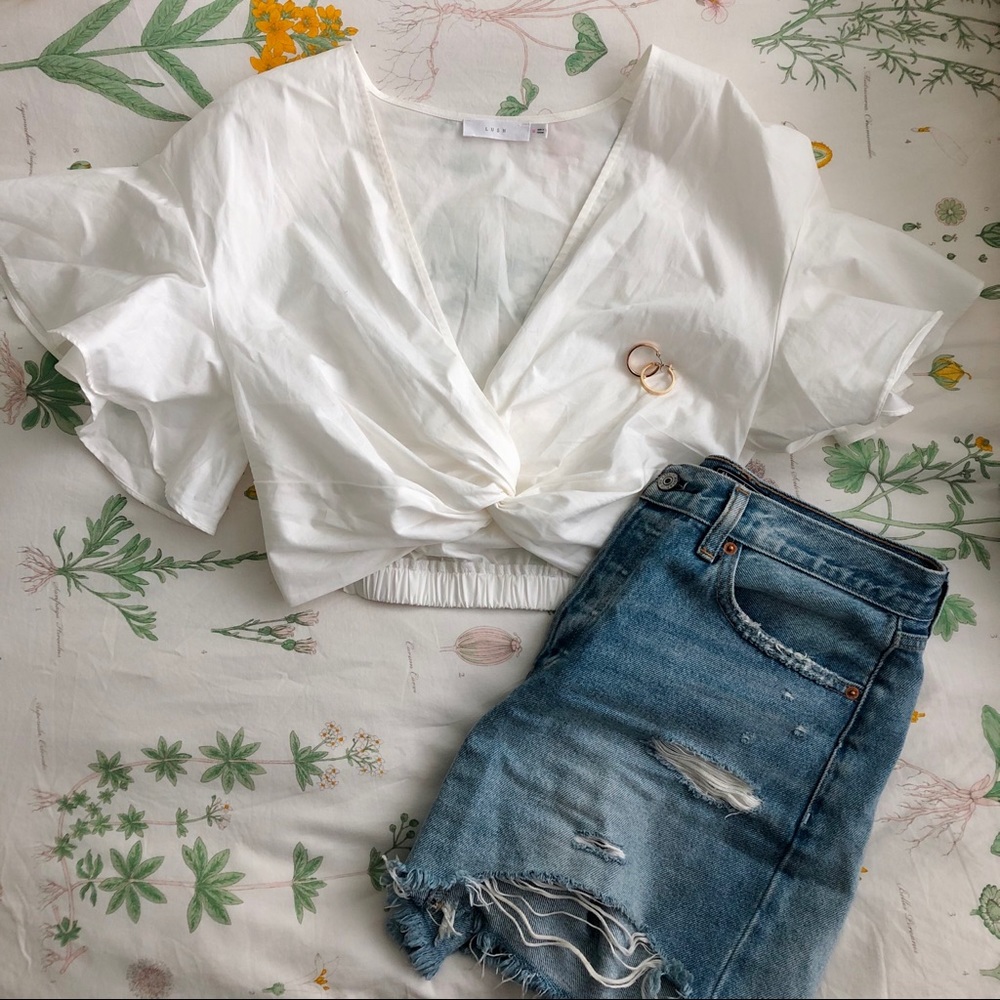 Ruffle puff sleeve white crop top blouse